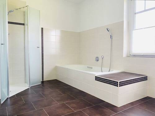 Wellnessbad im OG - 