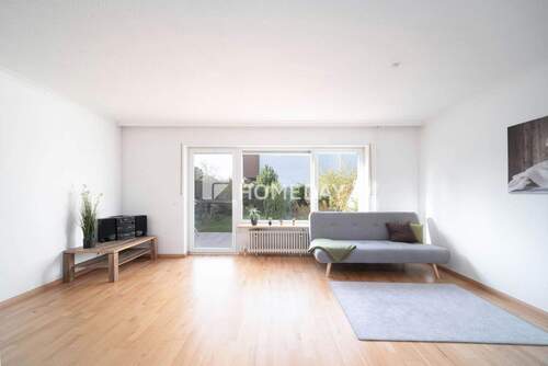 Wohnzimmer - 5 Zimmer Reihenmittelhaus in Berlin