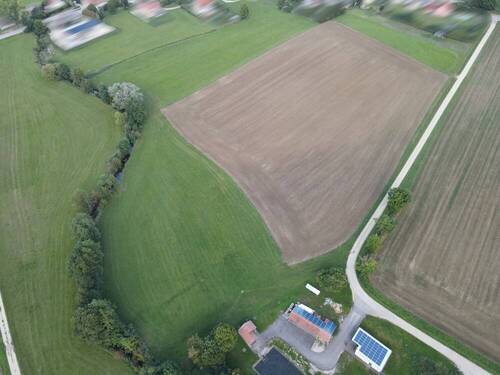 Bild 1 - ACKER & WIESE in ETTENSTATTER Ortsrandlage