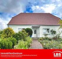 Viel Platz und großer Garten - 264.200,00&nbsp;EUR Kaufpreis, ca.&nbsp; 160,00&nbsp;m&sup2;&nbsp;Wohnfl&auml;che in Vorbeck (PLZ: 18258)
