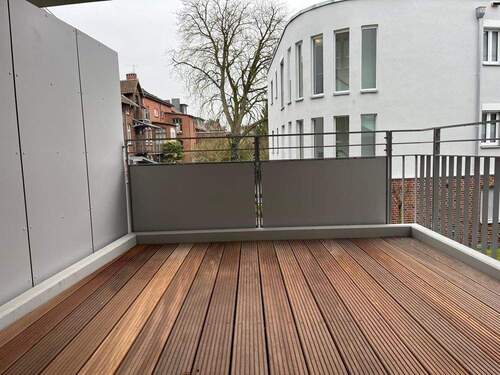 Sonnen-Balkon - Etagenwohnung mit 92,10 m&sup2; in Lüneburg zur Miete