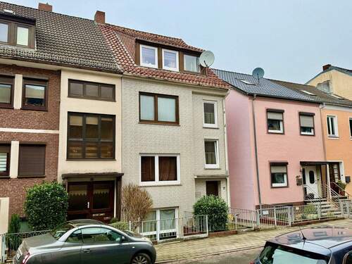 Bild 2 - 6 Zimmer Mehrfamilienhaus, Wohnhaus zum Kaufen in Bremen