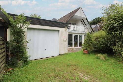 Hausansicht - 5 Zimmer Einfamilienhaus zum Kaufen in Jade