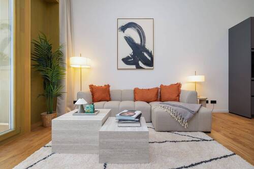 freundlicher Wohnbereich - 4 Zimmer Mehrfamilienhaus, Wohnhaus zum Kaufen in Landsberg am Lech