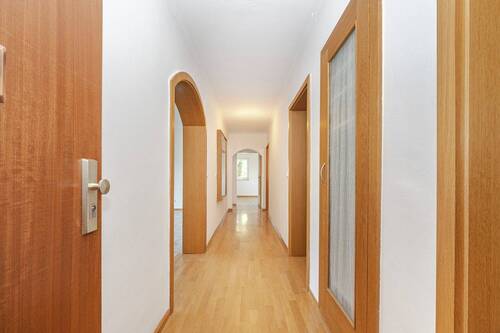 Flur/Diele - Etagenwohnung mit 110,00 m² in München zur Miete
