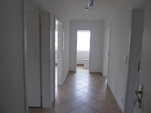 Diele - 2 Zimmer Etagenwohnung zur Miete in Reichshof / Heidberg