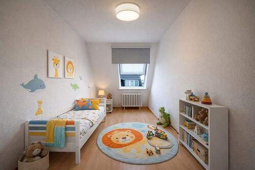 200-8721_Kind_II_gestaged - 