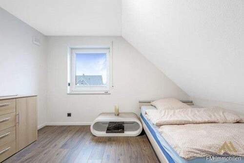 Kinderzimmer - 6 Zimmer Einfamilienhaus zum Kaufen in Garrel / Beverbruch