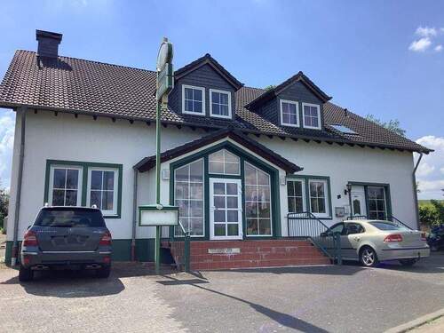 Vorderansicht 1 - 1 Zimmer Einfamilienhaus in Hütterscheid