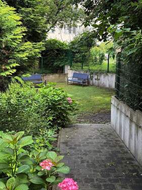 Gemeinschaftsgarten - 4 Zimmer Etagenwohnung in Berlin