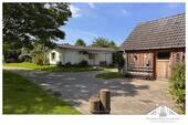 Hofbereich - Doppelhaushälfte mit 140,00 m² in Grundshagen zum Kaufen