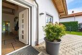 Hauseingang - 4 Zimmer Einfamilienhaus zum Kaufen in Glonn