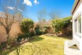 Garten - (KI generiert) - 