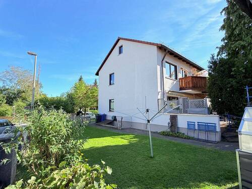 Ansicht Giebel - Mehrfamilienhaus, Wohnhaus mit 135,00 m² in Rückersdorf zum Kaufen