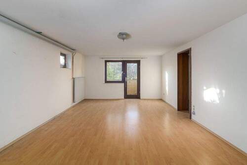 Kellerraum mit Zugang zum Garten - 