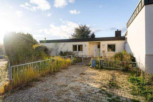 Außenansicht - 4 Zimmer Bungalow zum Kaufen in Würzburg