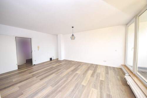 Wohnen und Essen - 3 Zimmer Etagenwohnung in Mainaschaff