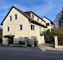 DAS INVEST - Mehrfamilienhaus mit zwei Garagen, Carport und Garten - Treuchtlingen