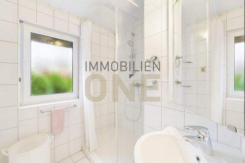 Bild 3 - 9 Zimmer Mehrfamilienhaus, Wohnhaus in Pentling