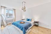 Schlafzimmer - 3 Zimmer Etagenwohnung zum Kaufen in Leonberg