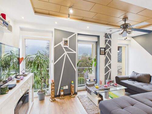 Wohnzimmer Anbau - Mehrfamilienhaus, Wohnhaus mit 225,00 m&sup2; in Alsdorf zum Kaufen