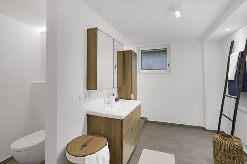 Badezimmer Untergeschoss - 