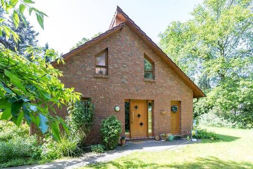 Der Eingangsbereich - 5 Zimmer Mehrfamilienhaus, Wohnhaus zum Kaufen in Kirchseelte