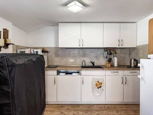 Küche - 7 Zimmer Einfamilienhaus zum Kaufen in Saalburg-Ebersdorf