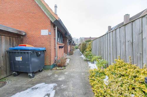 Zuwegung zum Eingang - 