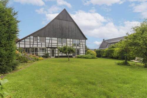 Garten - 1 Zimmer Einfamilienhaus zum Kaufen in Castrop-Rauxel