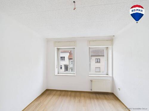 RE:MAX Immobilien DeLux Saarlouis-Roden Zimmer OG 1 - 