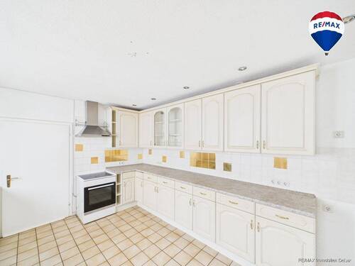RE:MAX Immobilien DeLux Saarlouis-Roden Küche - 