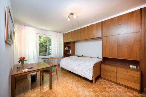 Schlafzimmer (off. Gard.) - 