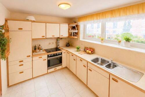 Küche - 5 Zimmer Einfamilienhaus in Neu-Ulm