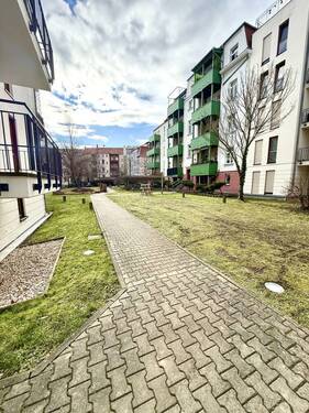 Außenbereich - Etagenwohnung mit 43,00 m² in Leipzig / Wahren zur Miete
