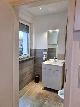 Badezimmer - Mehrfamilienhaus, Wohnhaus in Aßlar zum Kaufen