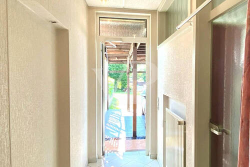 Hinterausgang zum Parkplatz - 