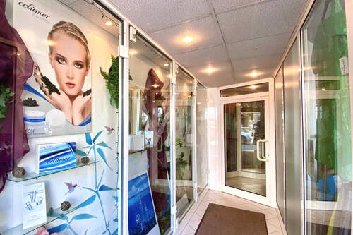 Schaufensterauslage - 5 Zimmer Büro zur Miete in Bous