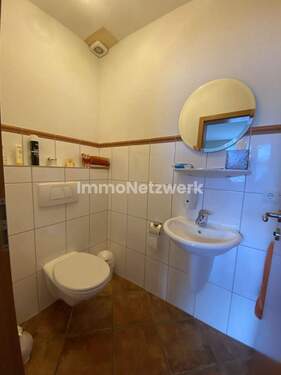 Gäste WC - 4 Zimmer Reihenendhaus in Euskirchen