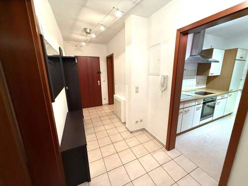 Eingang - hell und freundlich - 2 Zimmer Etagenwohnung zur Miete in Donauwörth