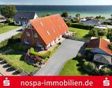 Drohnenbild - Ihr Zuhause am Meer! Doppelhaus mit zwei Wohneinheiten - in unmittelbarer Nähe zur Ostsee