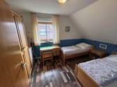 Schlafzimmer 2 - 