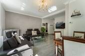Wohn/-Esszimmer - 