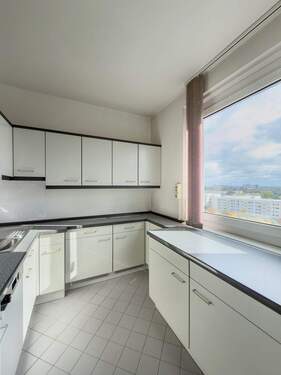 Küche - 2 Zimmer Etagenwohnung zum Kaufen in Berlin