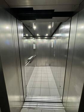 Fahrstuhl - 3 Zimmer Etagenwohnung zum Kaufen in Leipzig