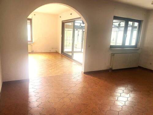 Ess- & Wohnzimmer - Mehrfamilienhaus, Wohnhaus mit 225,00 m² in Trier zum Kaufen