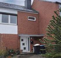 Ansprechendes Reihenmittelhaus - 235.000,00&nbsp;EUR Kaufpreis, ca.&nbsp; 96,50&nbsp;m&sup2;&nbsp;Wohnfl&auml;che in Eutin (PLZ: 23701)