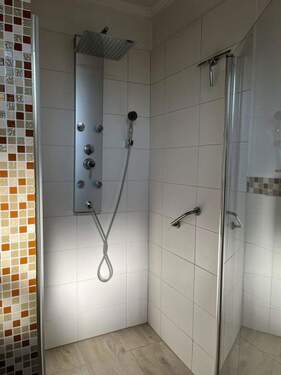 Bad unten 2 - 