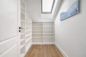 Schuhschrank / potenzielle Garderobe - 