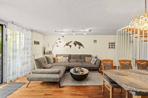 Wohnbereich-und Essbereich - 5 Zimmer Reihenmittelhaus zum Kaufen in Singen